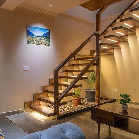 Bed and Breakfast Hillcrest Heights Kasauli Exterior foto