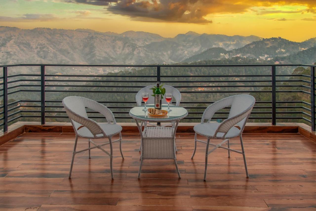 Bed and Breakfast Hillcrest Heights Kasauli Exterior foto