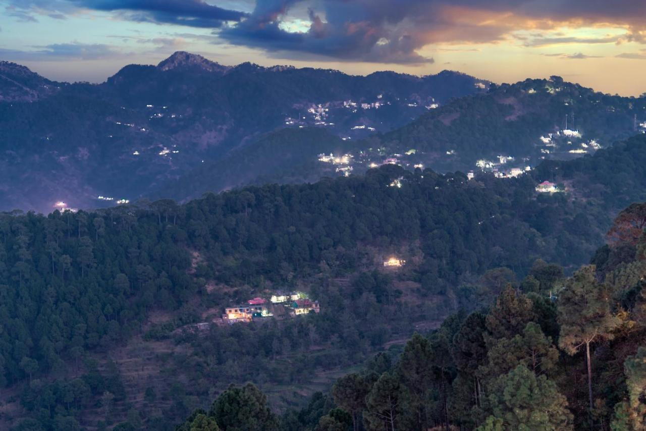 Bed and Breakfast Hillcrest Heights Kasauli Exterior foto
