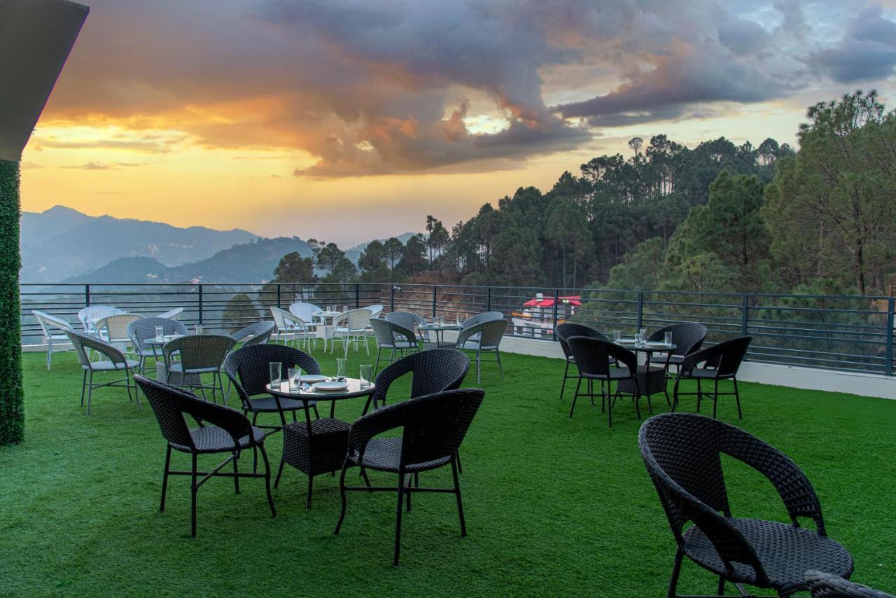 Bed and Breakfast Hillcrest Heights Kasauli Exterior foto